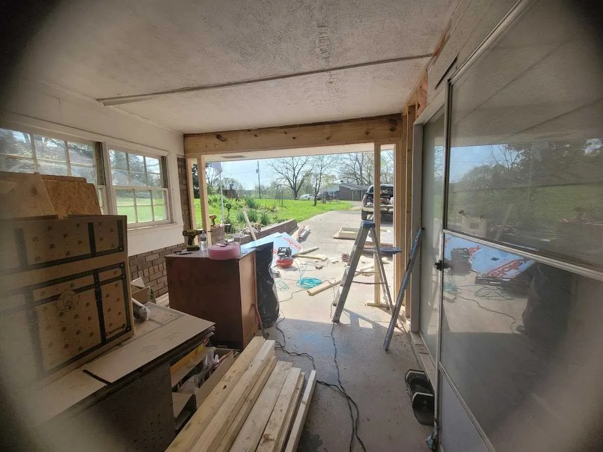 Air movers and dehumidifier for Water Mitigation Services in Adelphi